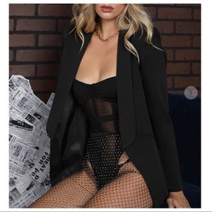 Fabulous Black Open Blazer with Shoulder Pads